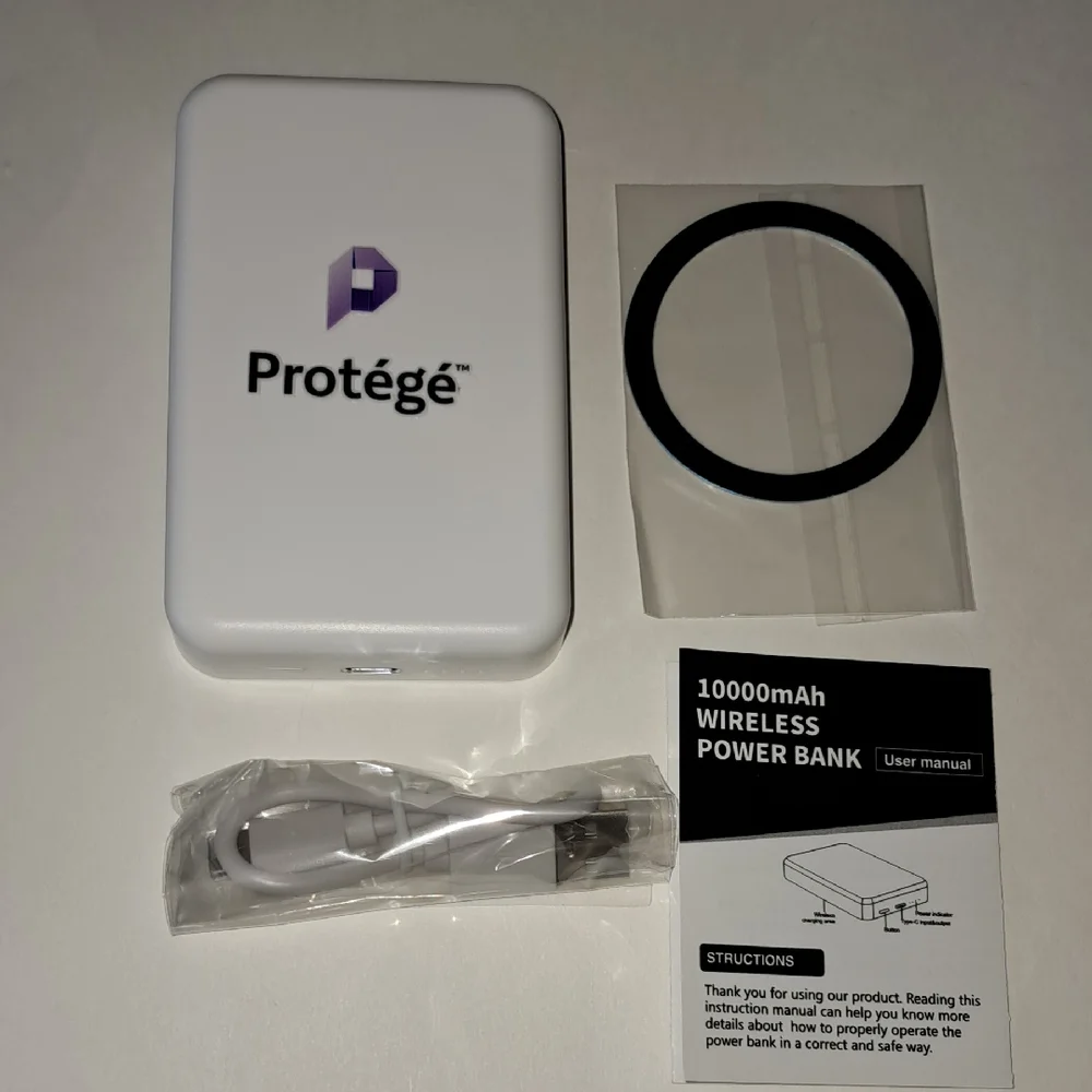 10,000 Milliamp Wireless Power Bank White Type C Input NIB